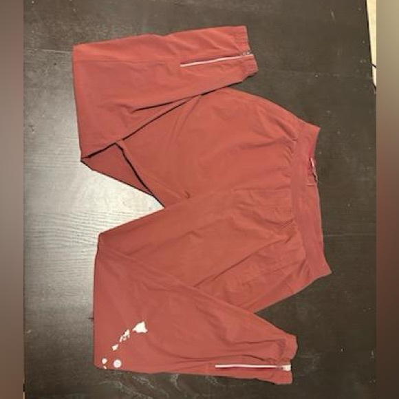 Brick Pace Breaker Lululemon Joggers - Picture 2 of 3